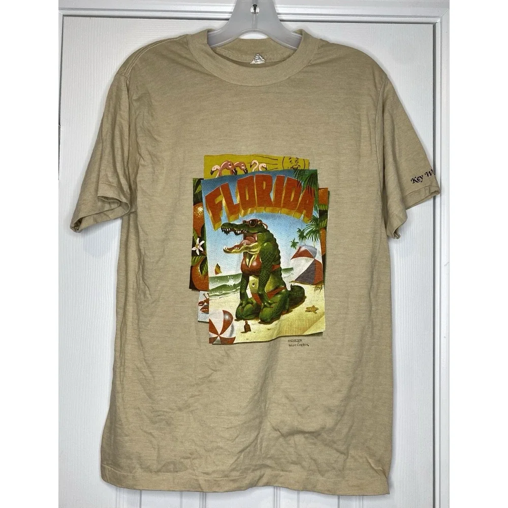 Vintage Florida Key West Alligator Sunbathing T Shirt Harlequin Beige Size Large